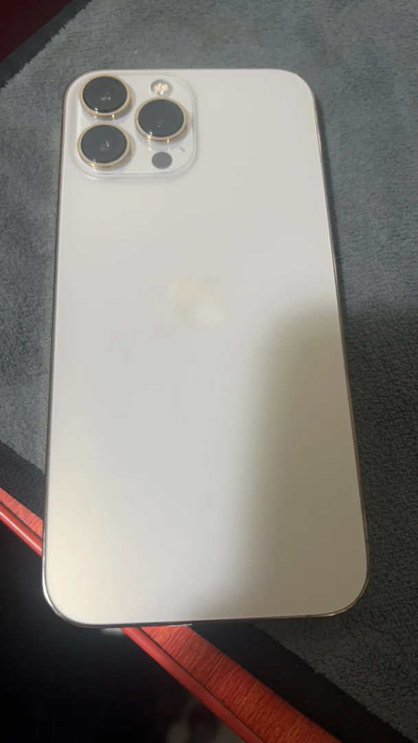 9新 Apple/苹果 苹果13promax国行128g