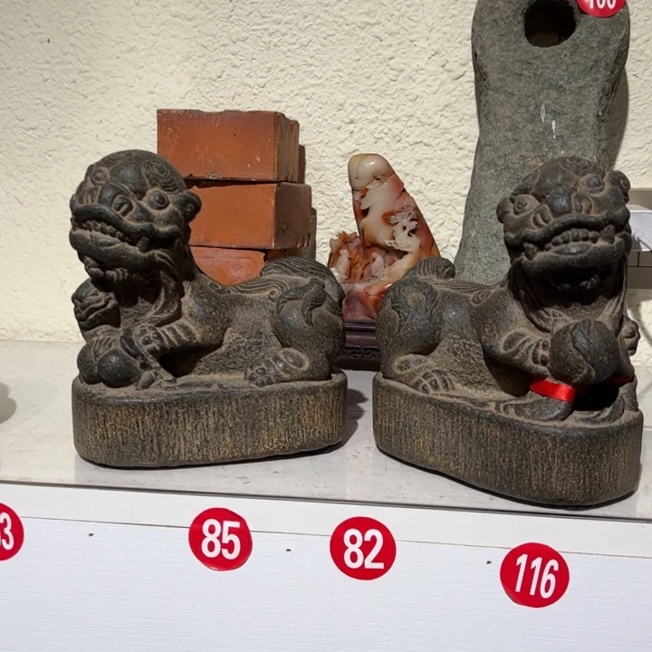 陈***班石材一对狮子青石