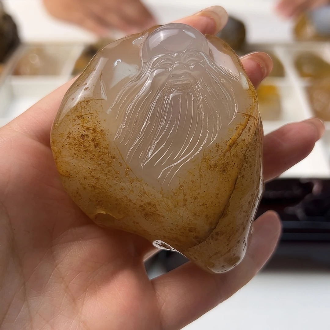 玛瑙/玉髓颈饰未镶嵌