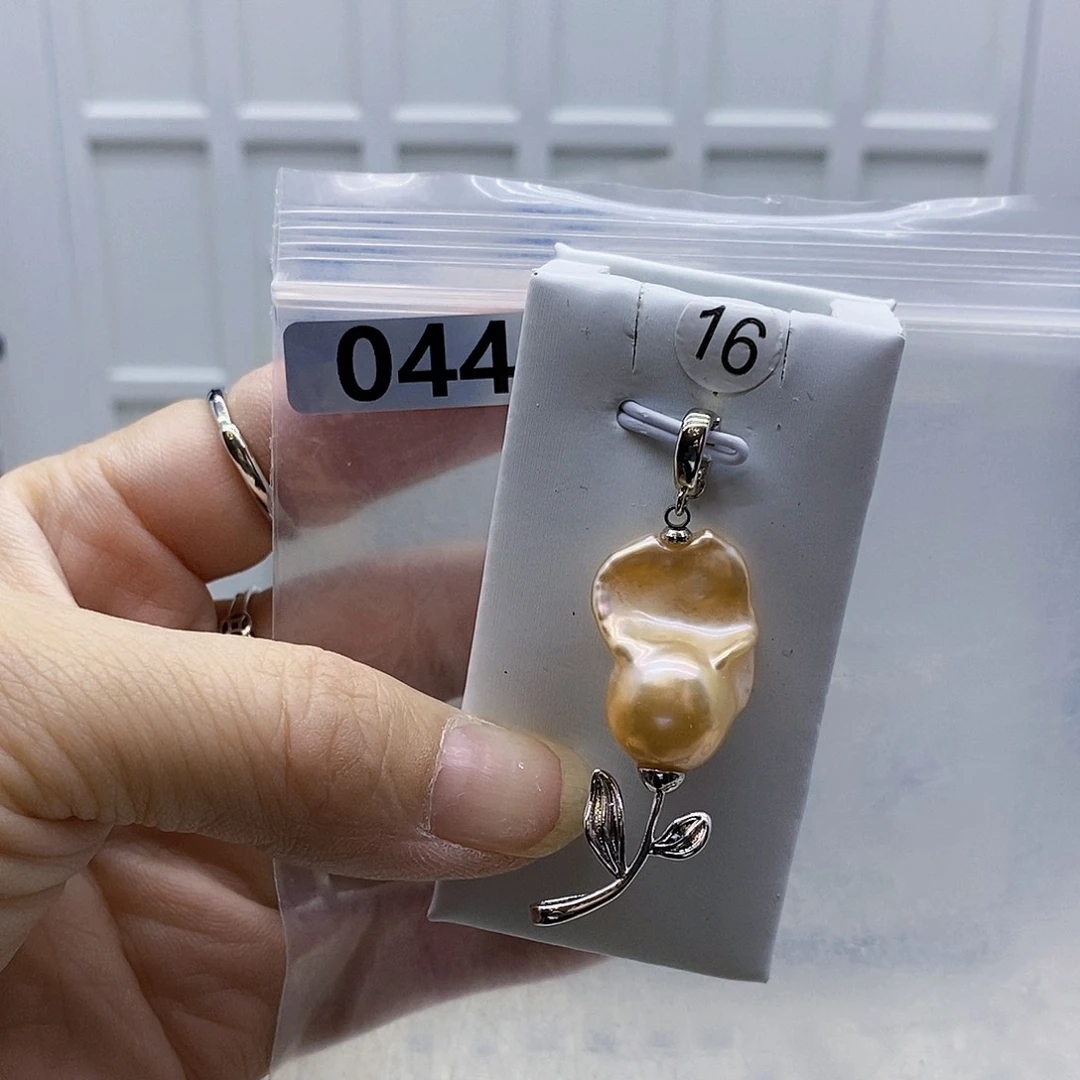 颈饰合金淡水珍珠