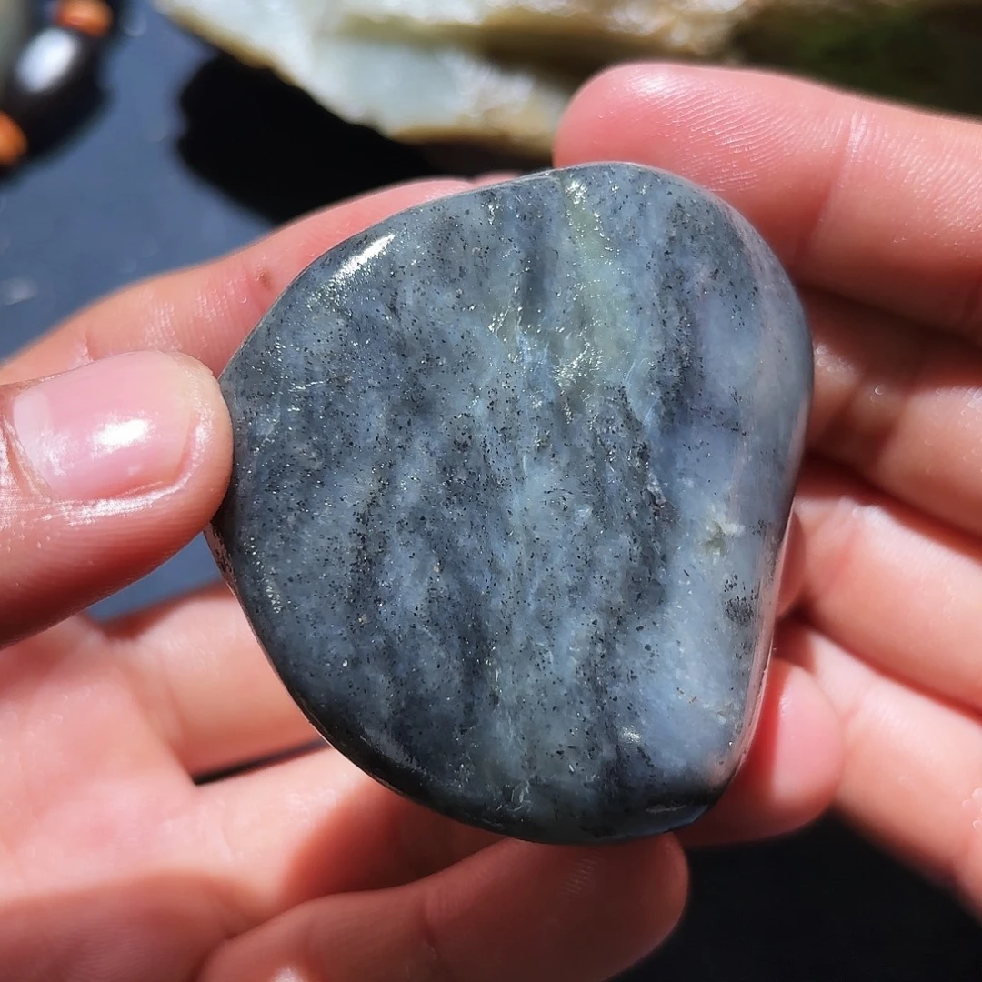 和田玉未镶嵌珠宝奇石