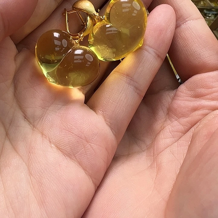 琥珀未镶嵌珠宝奇石