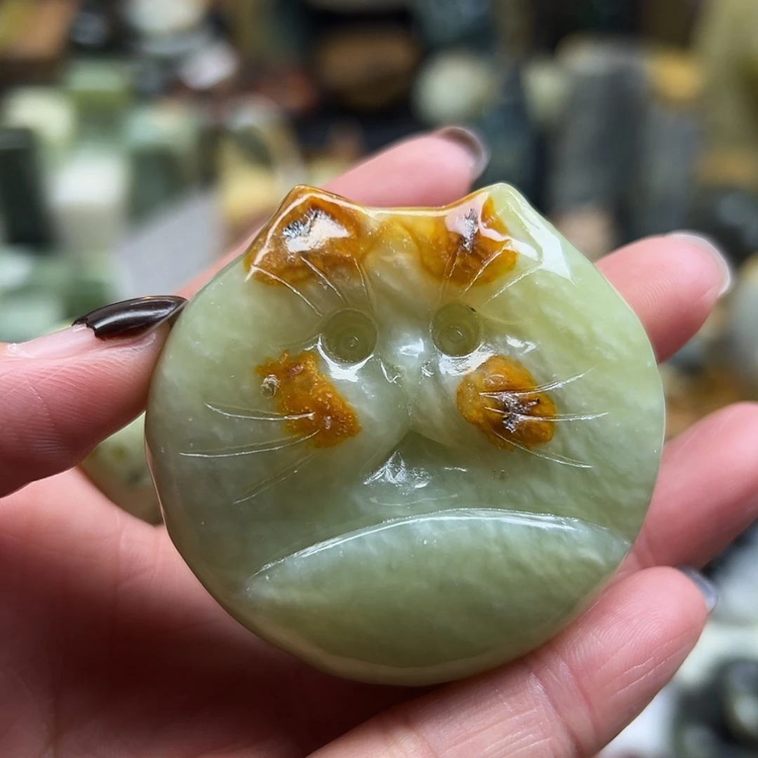 岫玉未镶嵌颈饰辽阳料猫俏色有皮