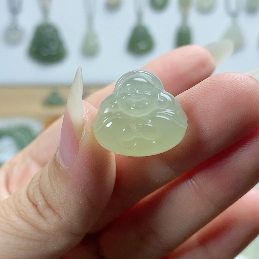 【闪购商品】颈饰未镶嵌和田玉