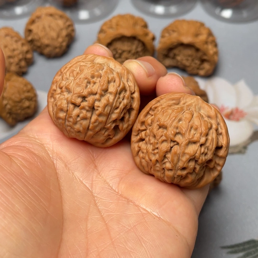 【闪购商品】文玩核桃吊坠莲花………