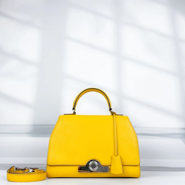 妃鱼/摩奈/95新/包包/市场价39800/250118XZ0010