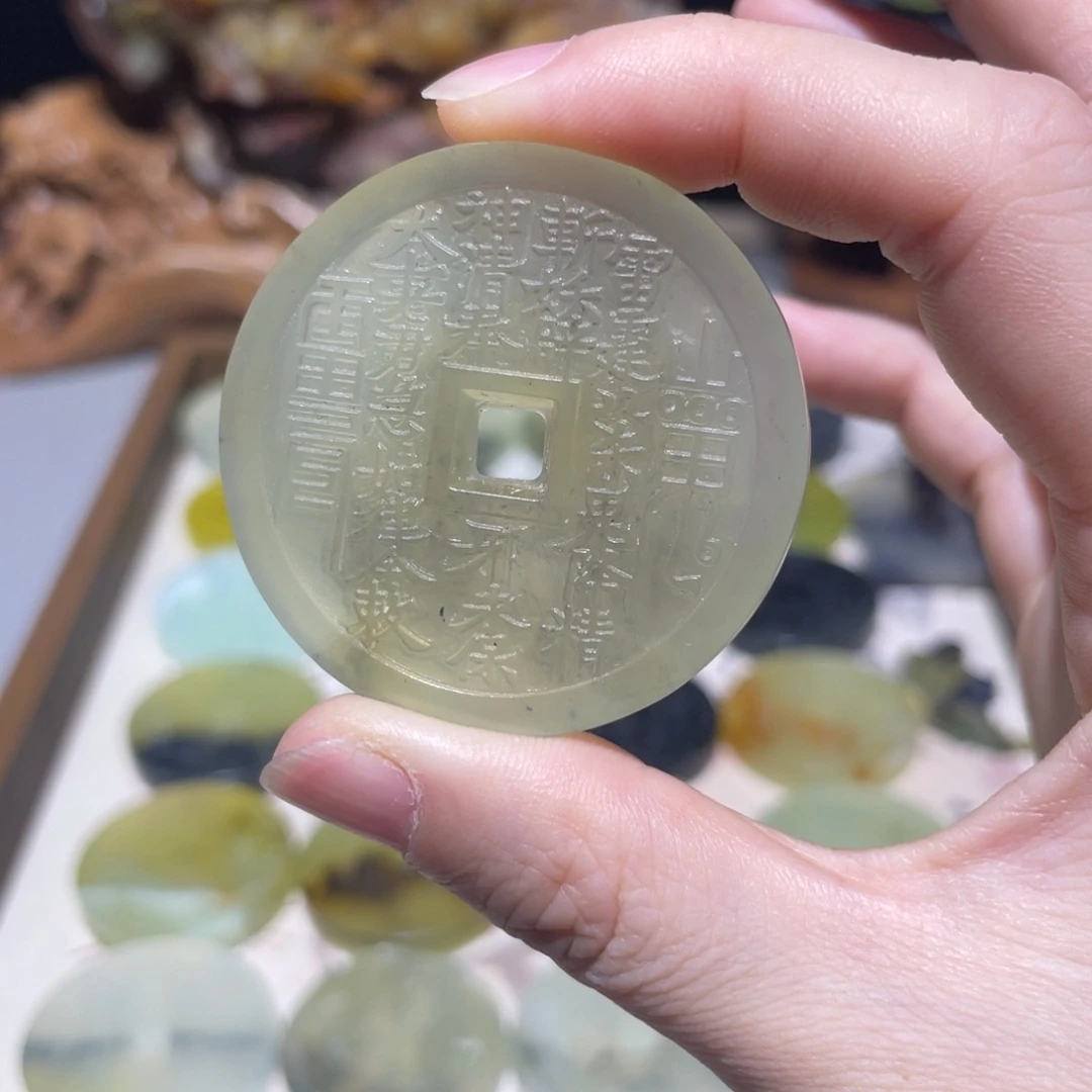 岫玉未镶嵌颈饰10