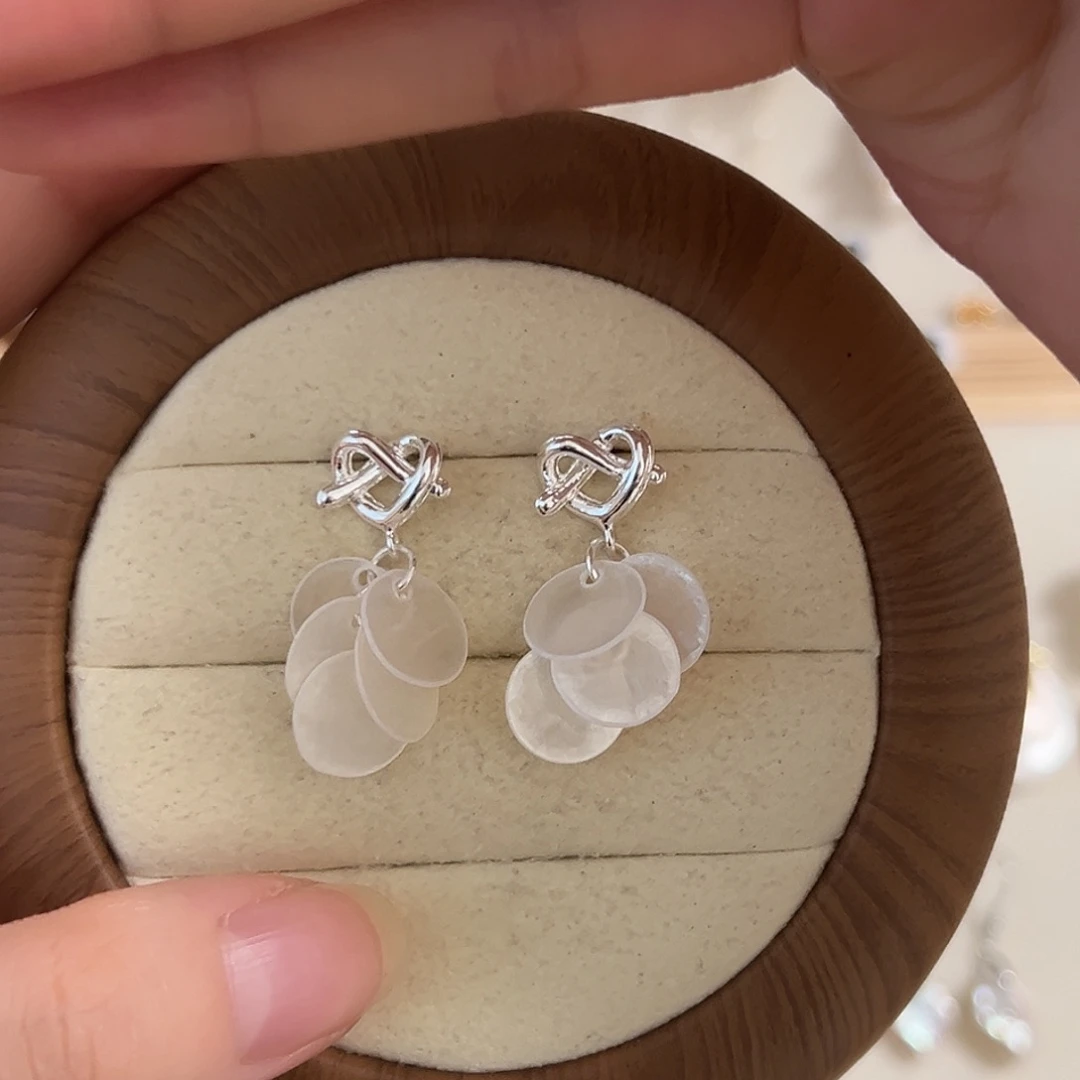 银S925镶嵌耳饰淡水珍珠