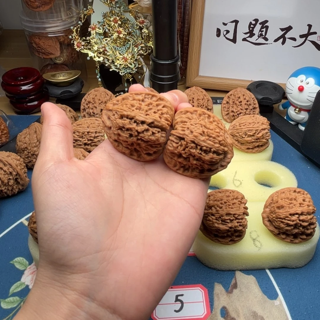 文玩核桃吊坠缘*39.5老桩三角