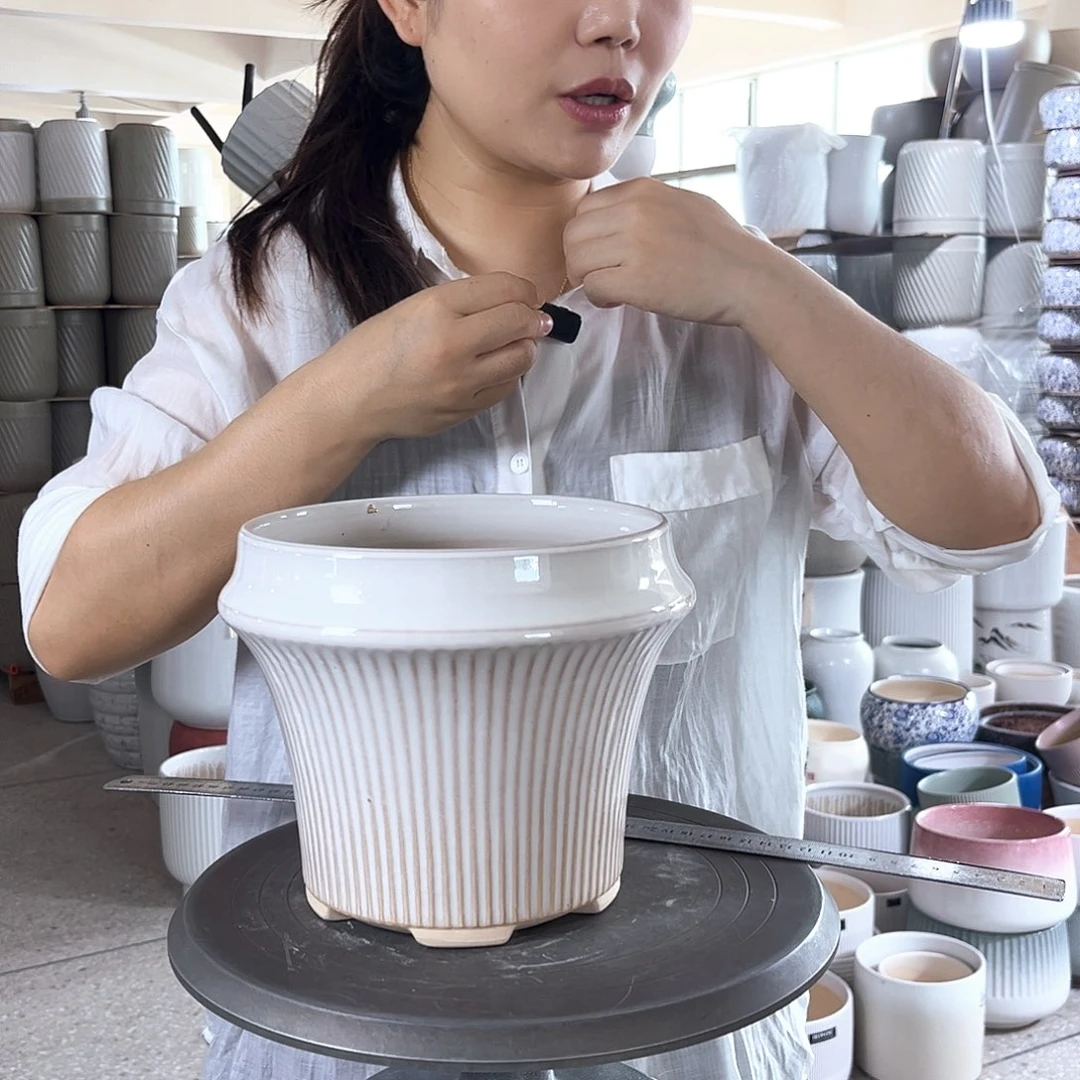 陶瓷口径18-17。米白。。