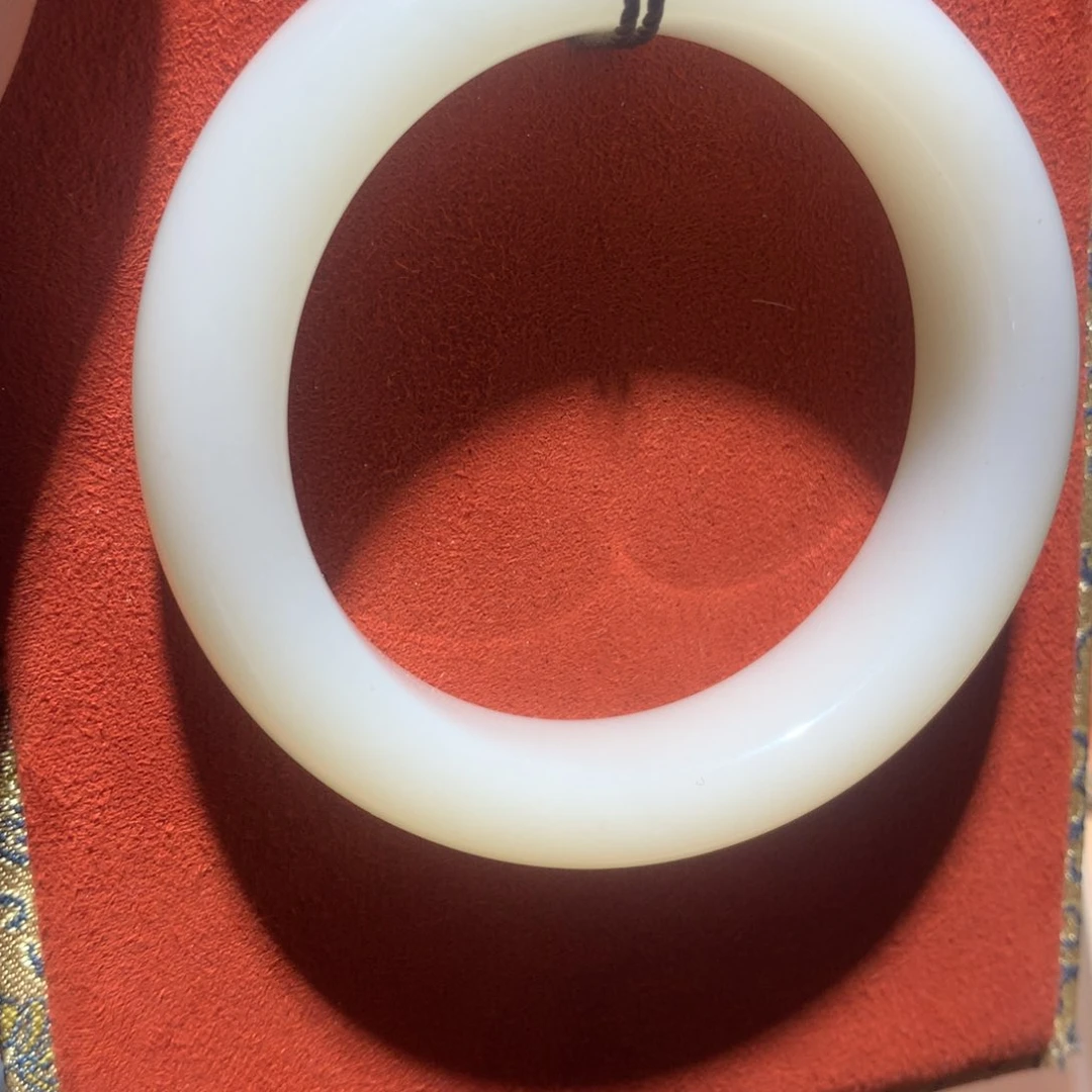 和田玉（糖玉）手镯未镶嵌