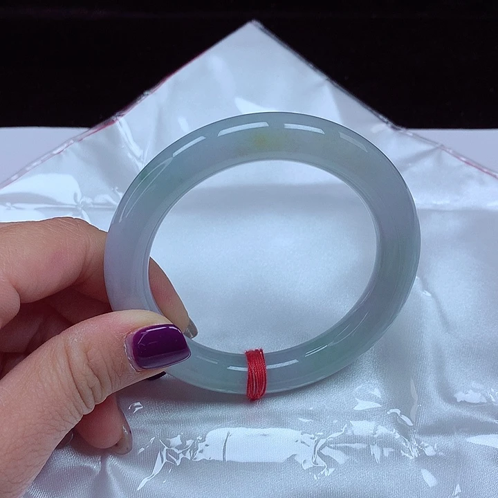 未镶嵌手镯（圆镯）翡翠圈口57