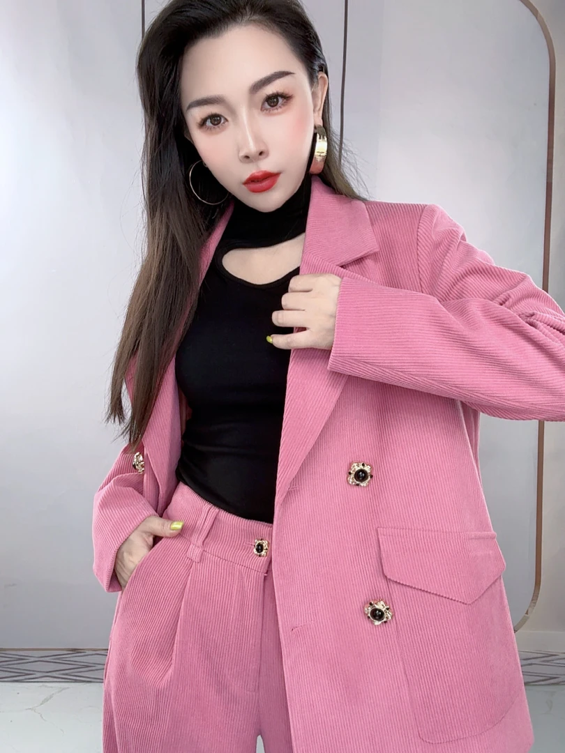 Q15(送裤子）气质独特西服套装休闲设计师显瘦