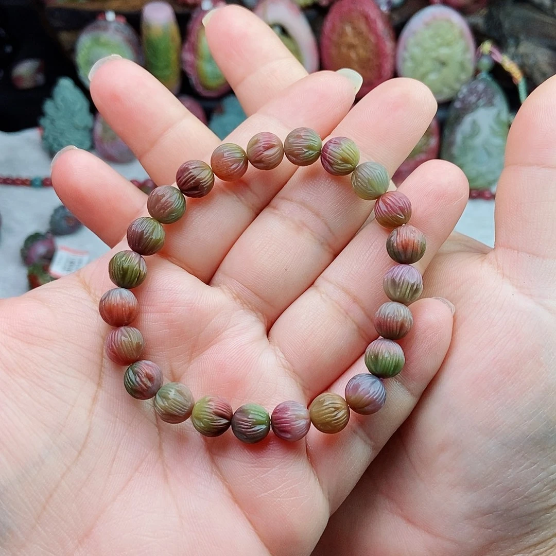 未镶嵌石英质玉（盐源）珠宝半成品