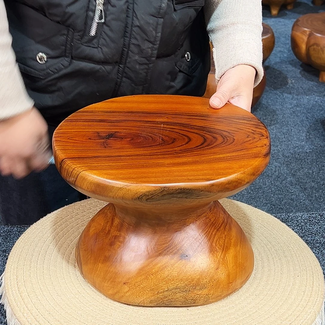 8 号香樟木尺寸：28-27-20cm