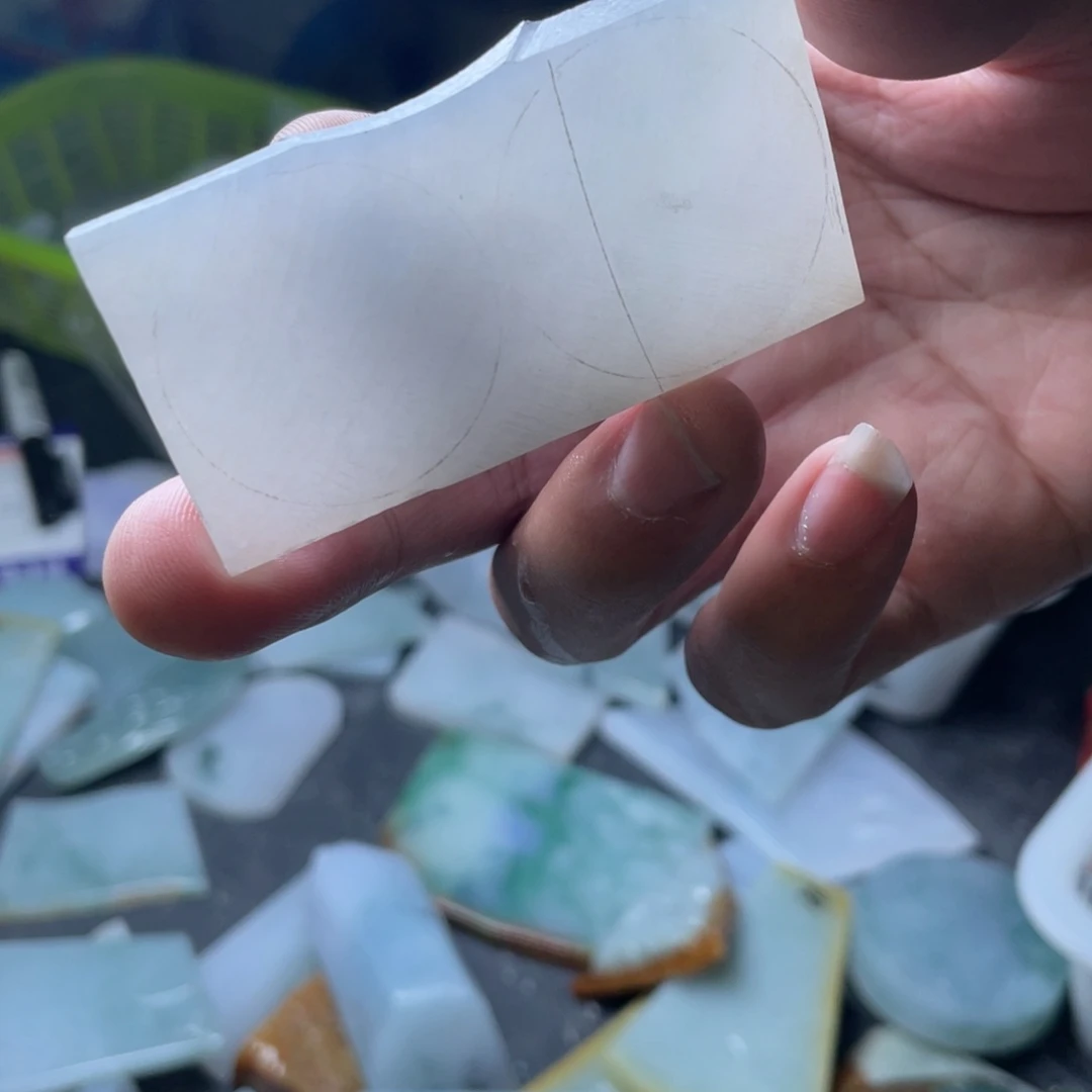 未镶嵌定制翡翠番**腩包工无事牌