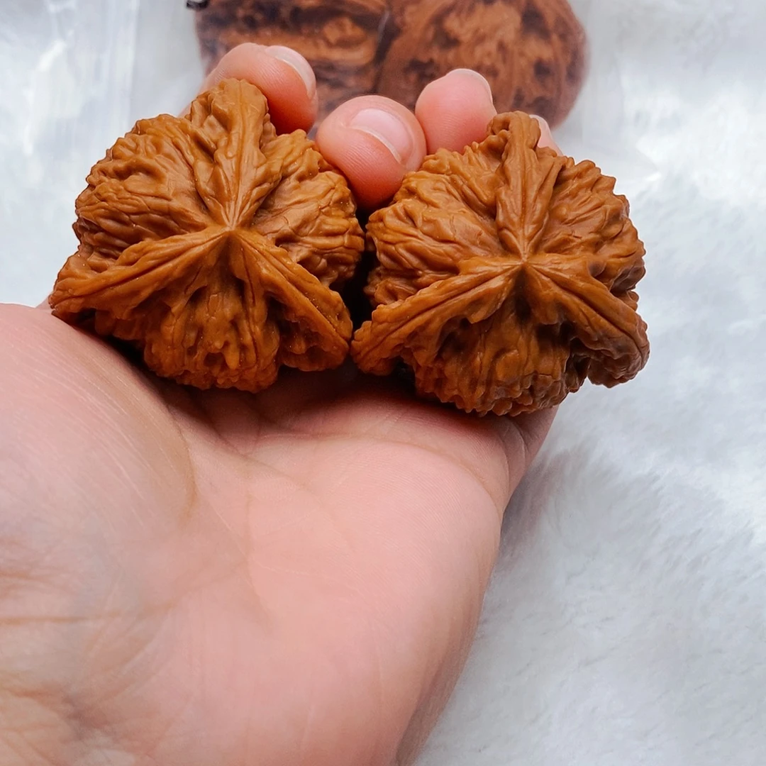 竹***前文玩核桃吊坠三棱