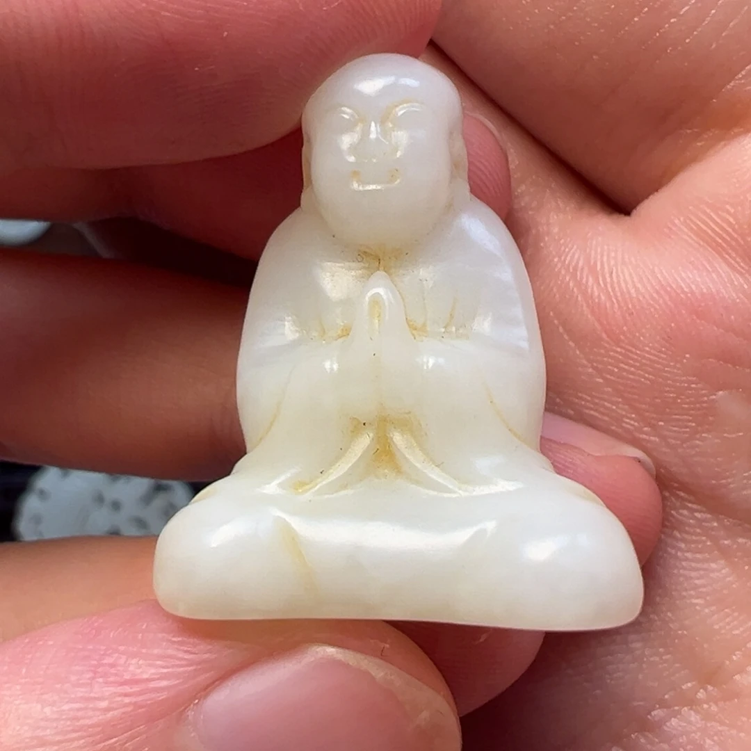 狼***说和田玉未镶嵌挂件