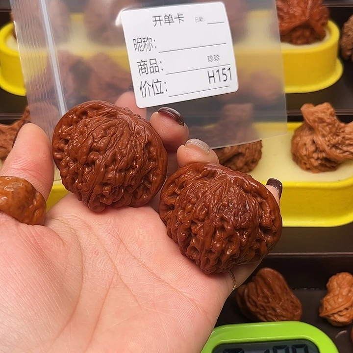 文玩核桃吊坠红楼