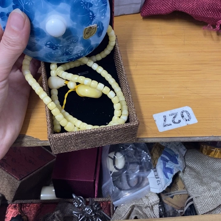 摆件中古工艺品一件