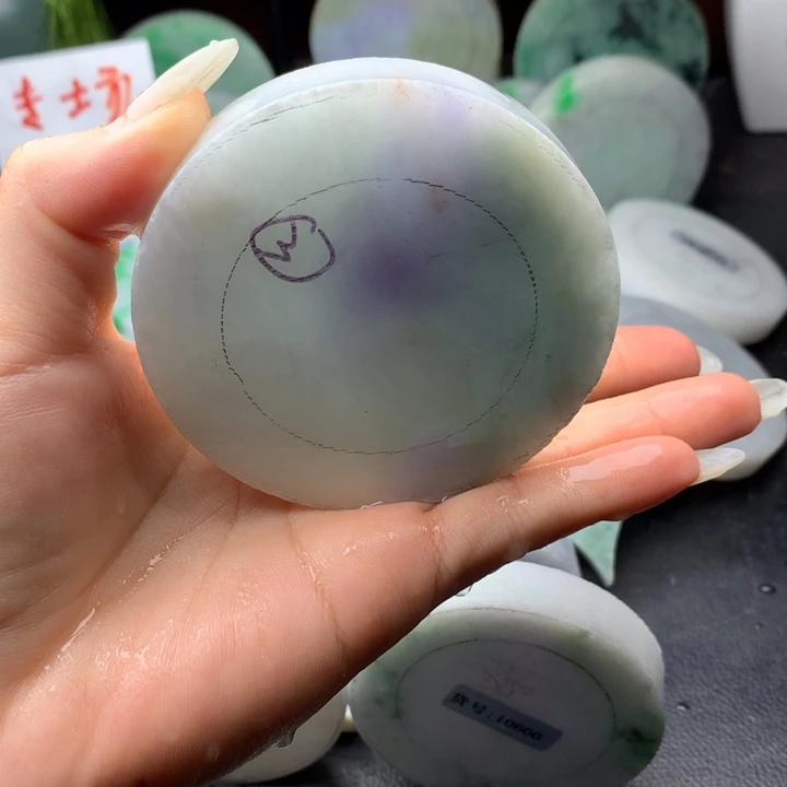 定制翡翠未镶嵌手镯