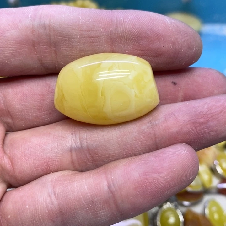 蜜蜡裸石未镶嵌吊坠