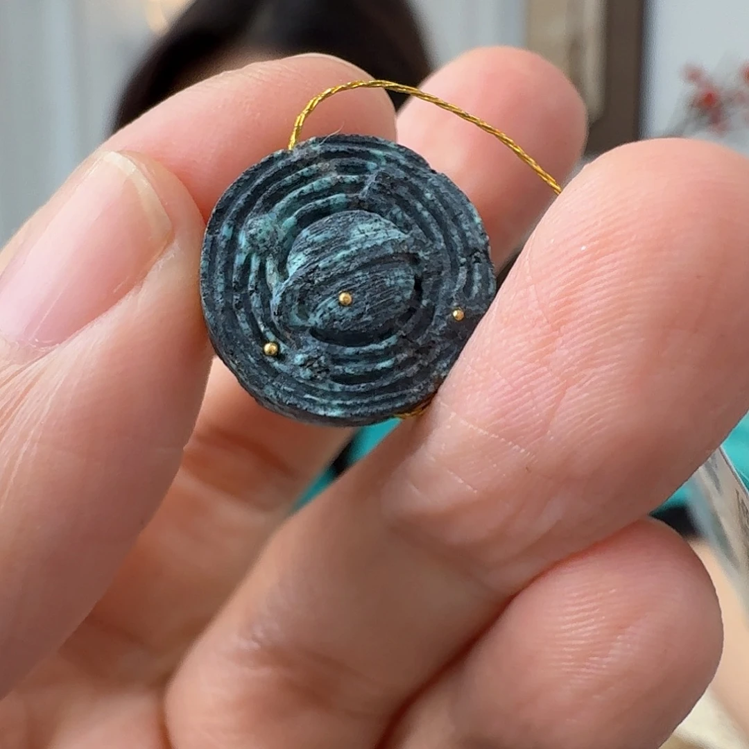 绿松石未镶嵌挂件