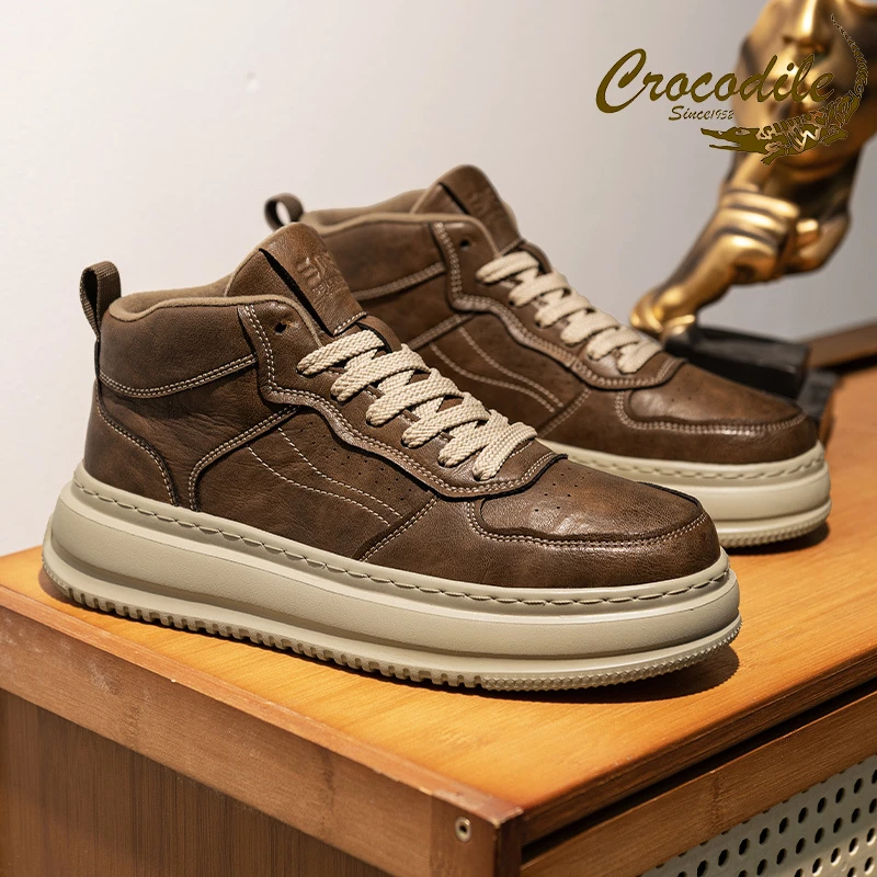 鳄鱼恤高帮男鞋2025新款秋季男士百搭休闲皮鞋厚底防滑中帮板鞋子