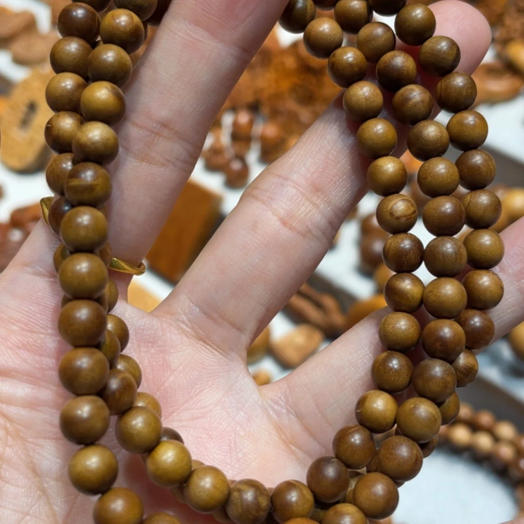 【闪购商品】檀香木手串/手链瑕疵一条0.6×108