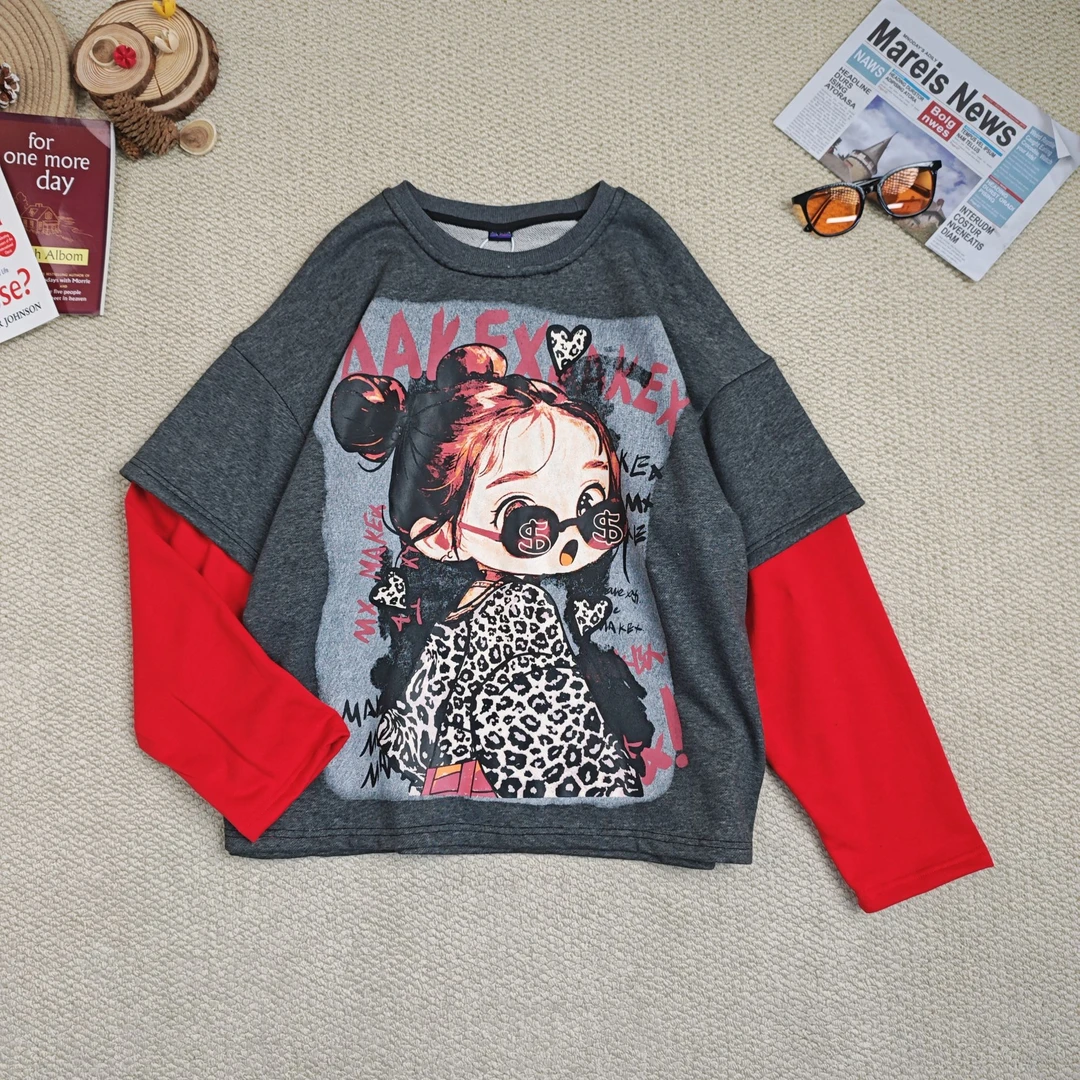 2024年秋冬新款休闲卡通印花拼色假两件加厚卫衣8640