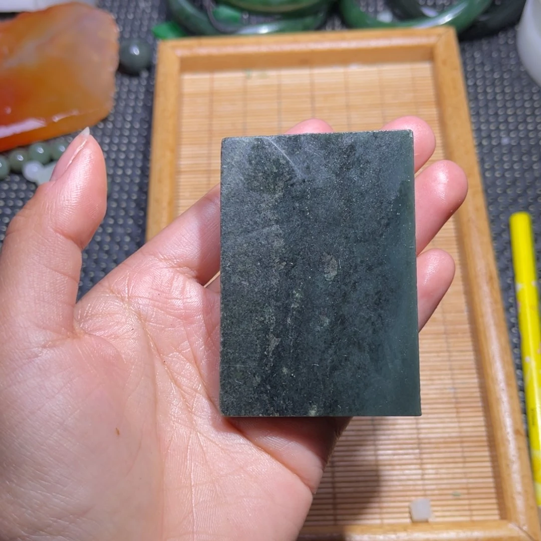 未镶嵌和田玉车挂