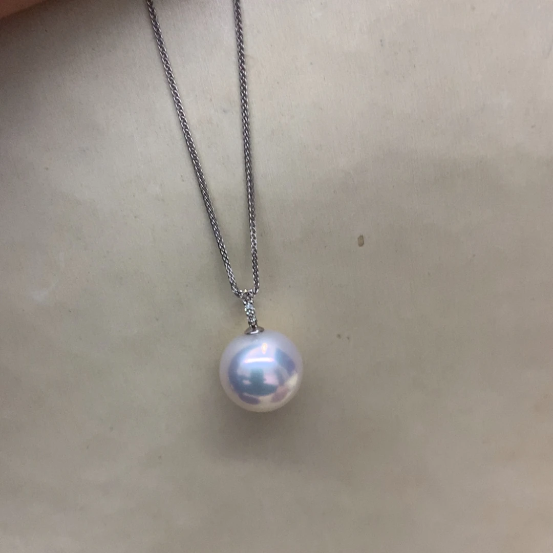 18K金镶嵌淡水珍珠颈饰11-12爱迪生极光吊坠