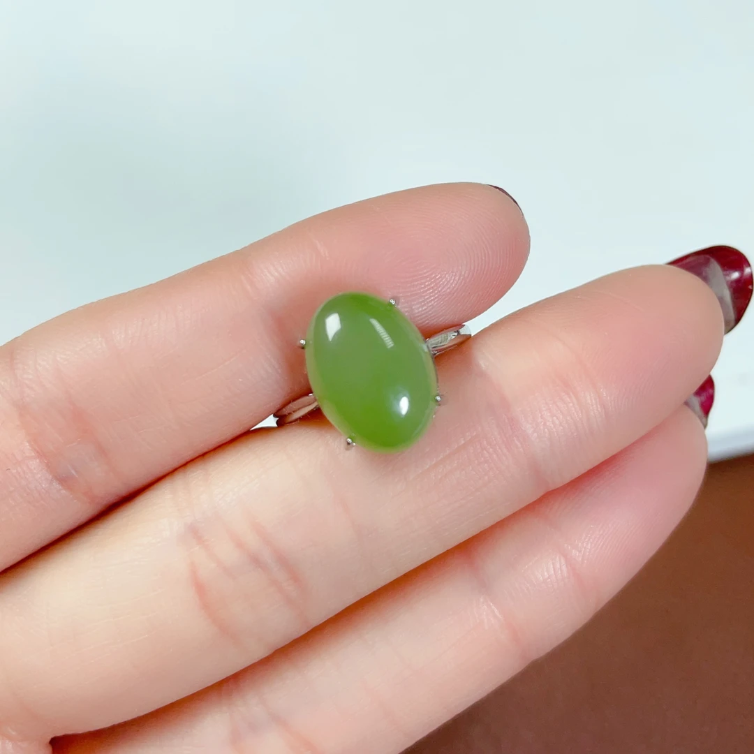 天然和田玉碧玉果绿戒指银镶玉女戒简约清新绿色时尚气质