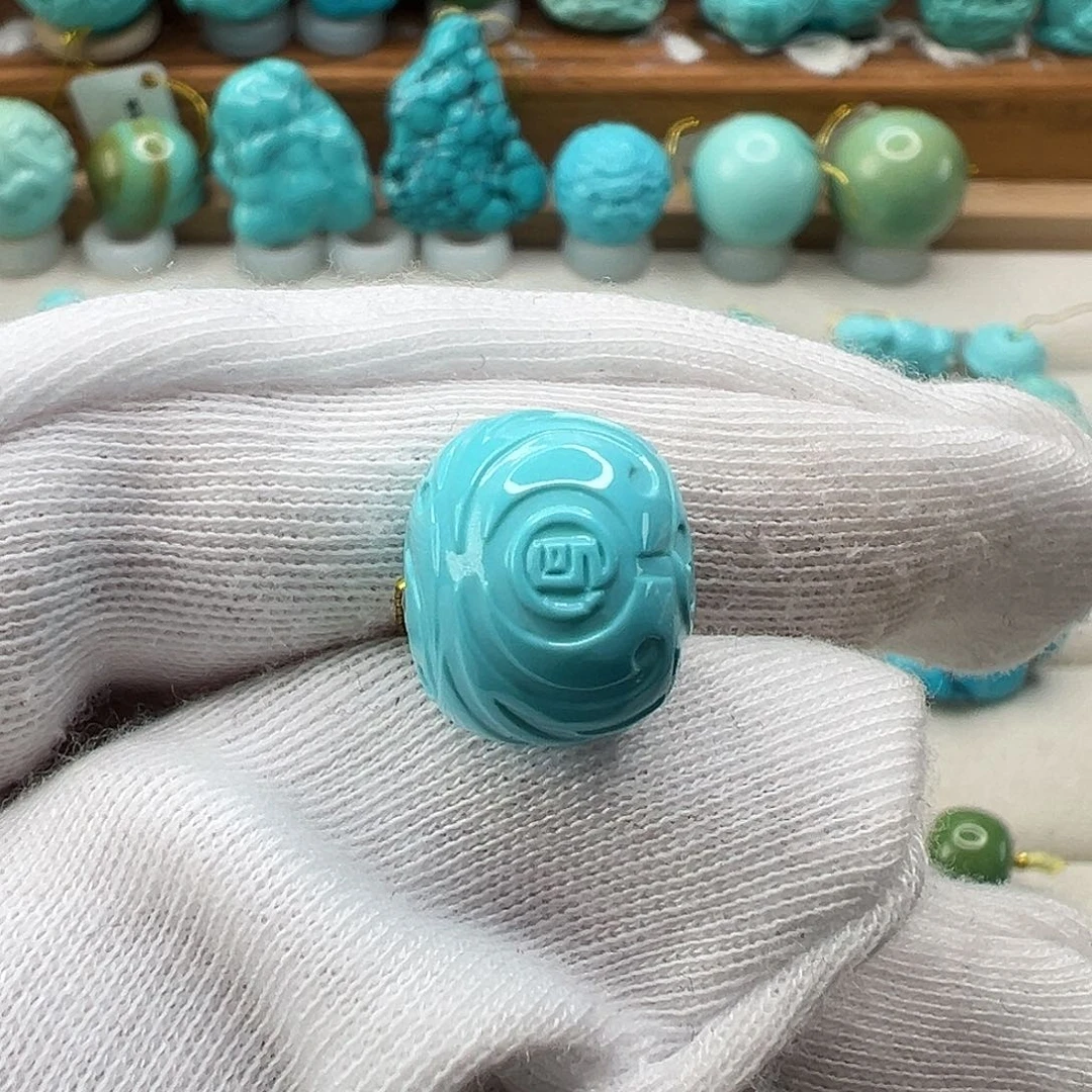 绿松石配饰未镶嵌