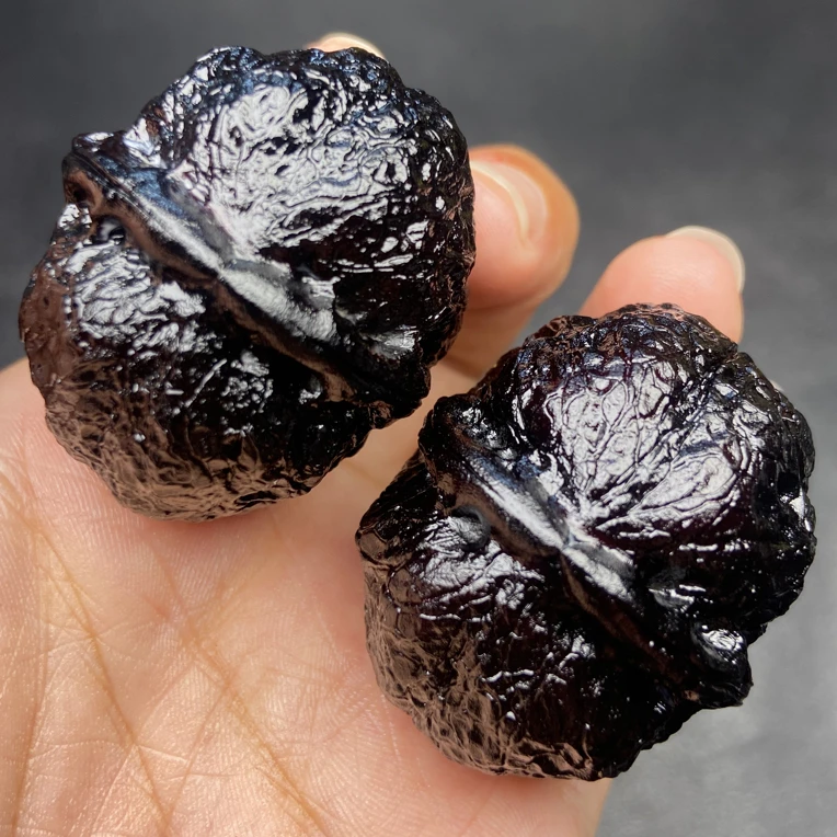 云南铁核桃 文玩核桃 39-40尺地闷霸王蟾发货图片同款随机一对