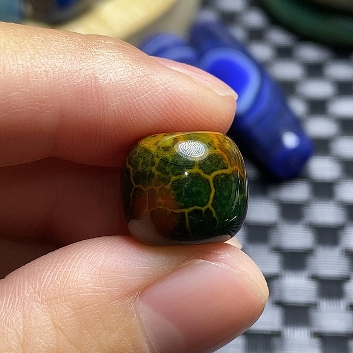 邵***稳玛瑙/玉髓未镶嵌颈饰