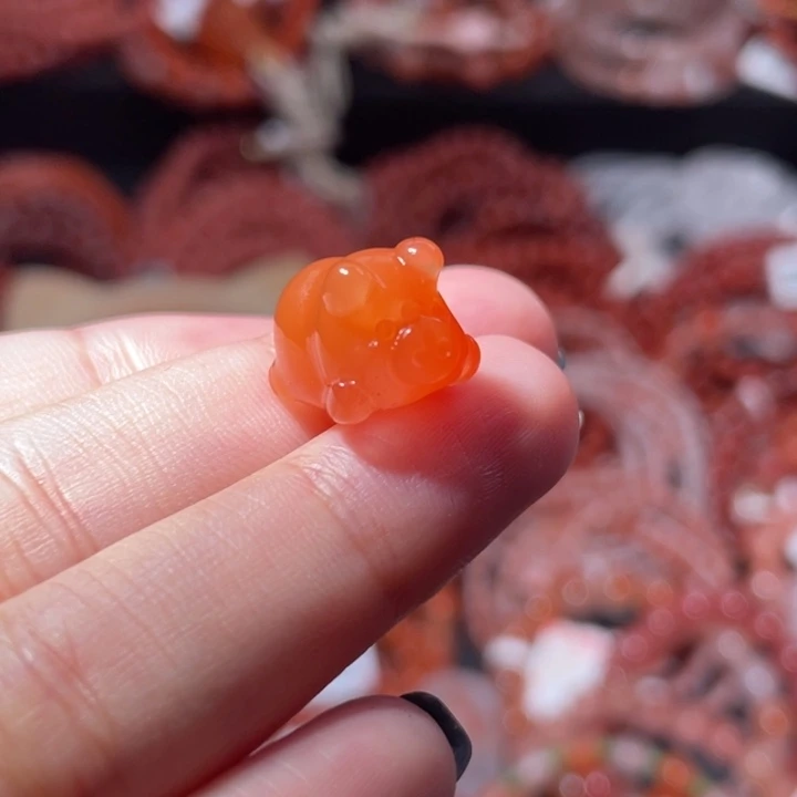 南红玛瑙未镶嵌小猪2376