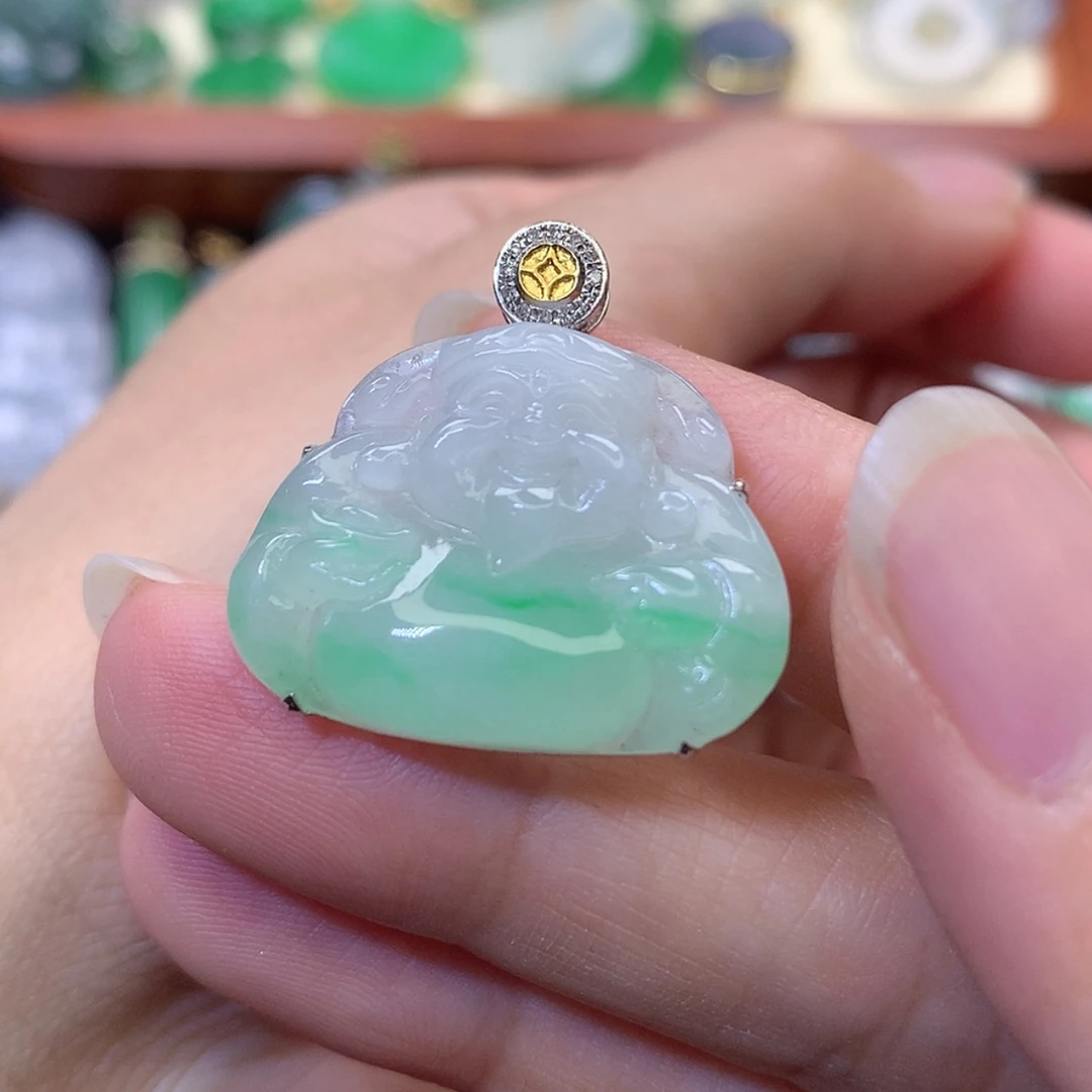 【闪购商品】吊坠(赠链)18K金镶嵌翡翠
