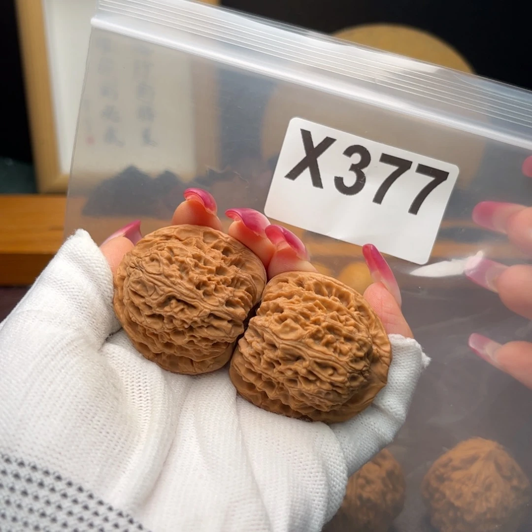 文玩核桃把件38左右南疆石x 377