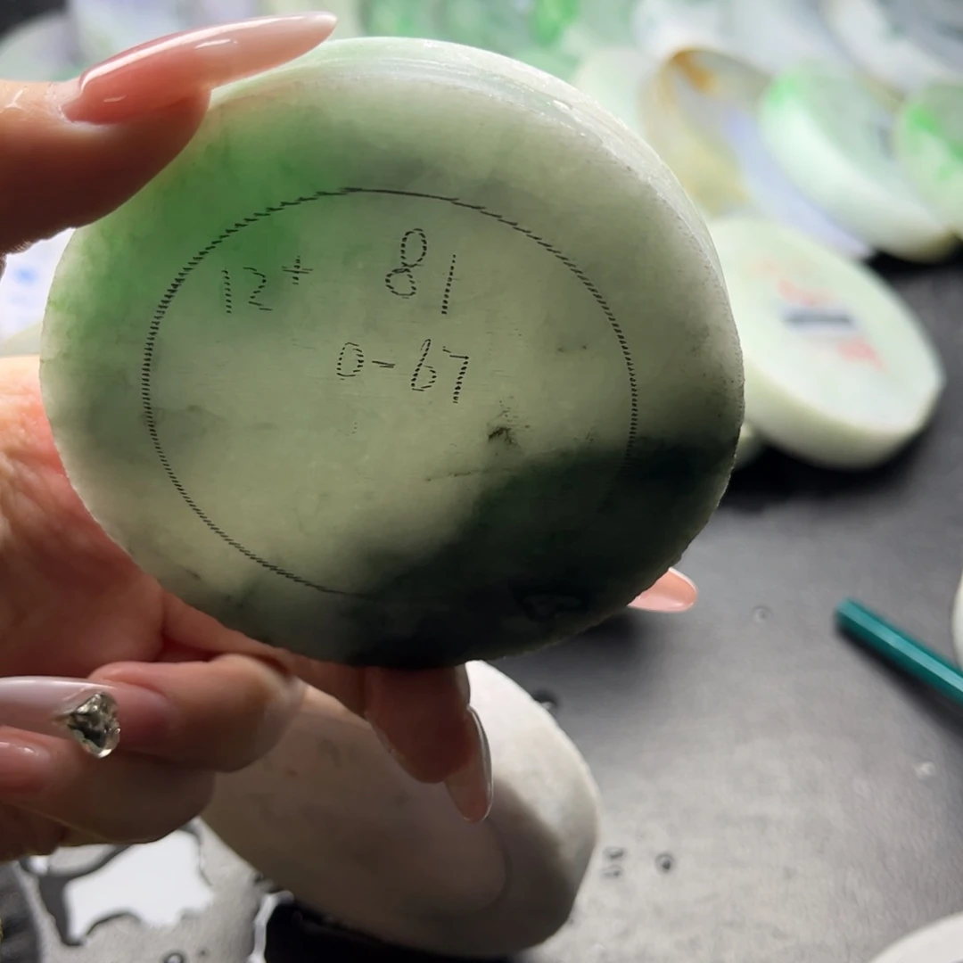 定制翡翠未镶嵌天然