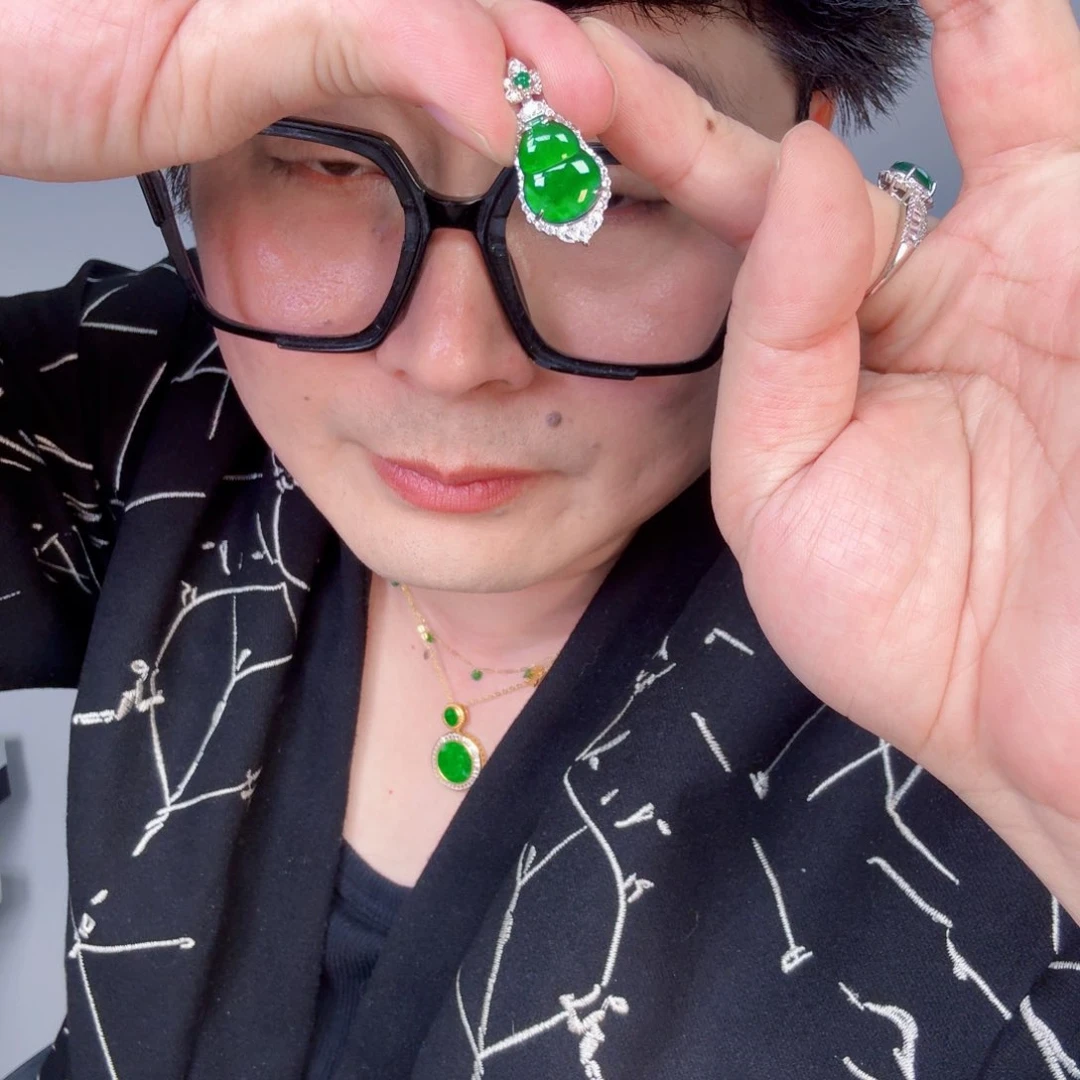 翡翠颈饰未镶嵌一个