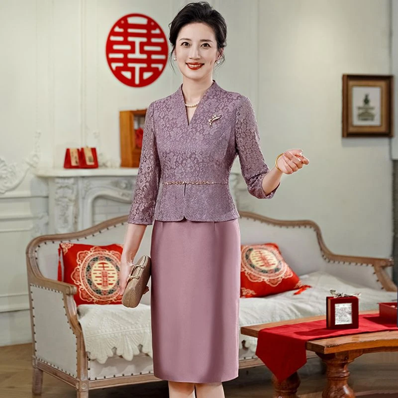 喜婆婆婚宴年轻时尚显瘦遮肚子假两件蕾丝连衣裙小个子妈妈春秋