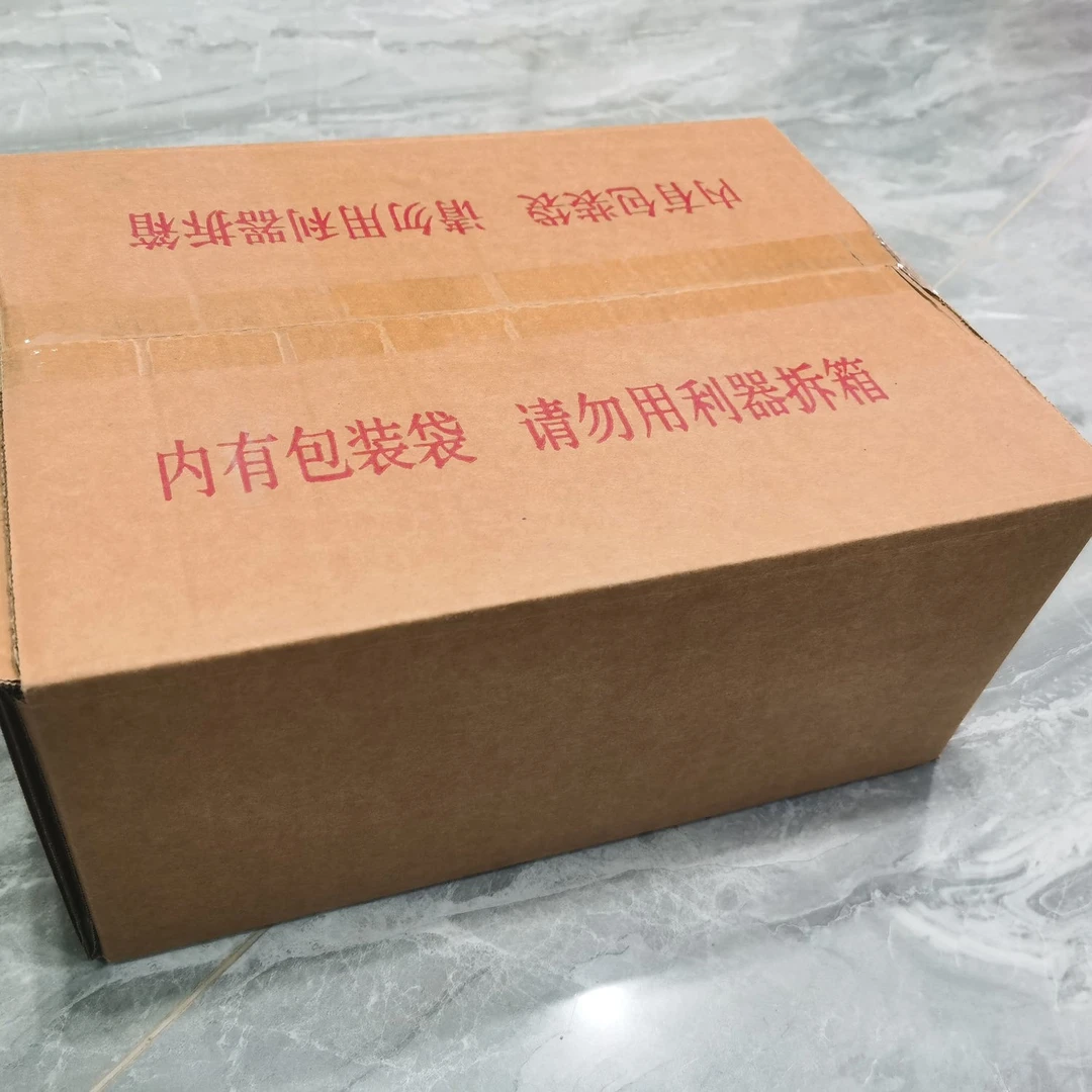 鼎香坊精致甜酱，精致辣椒酱，精品辣椒油，刷酱