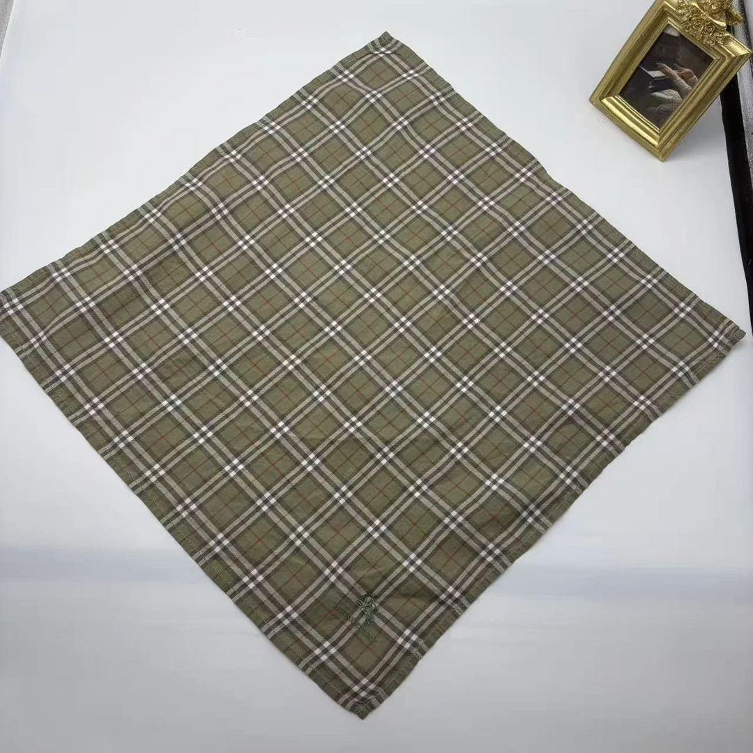 95新 BURBERRY/博柏利 海囤/巴宝莉/丝巾/yy10457
