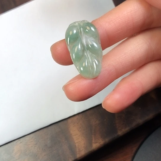 翡翠未镶嵌颈饰缅甸A货，每天下午1点半开播