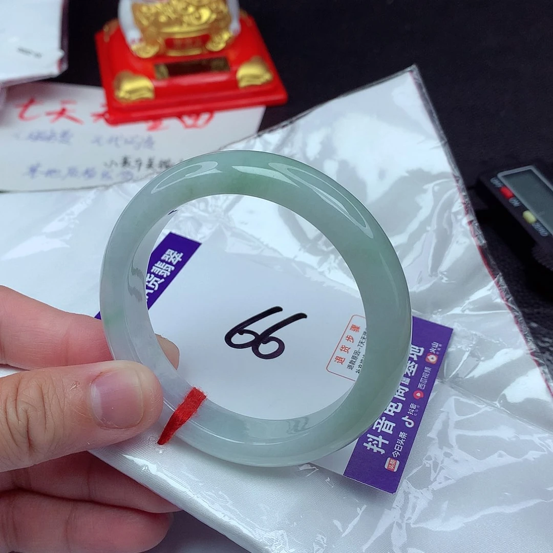 【闪购商品】翡翠手镯未镶嵌55正圈99