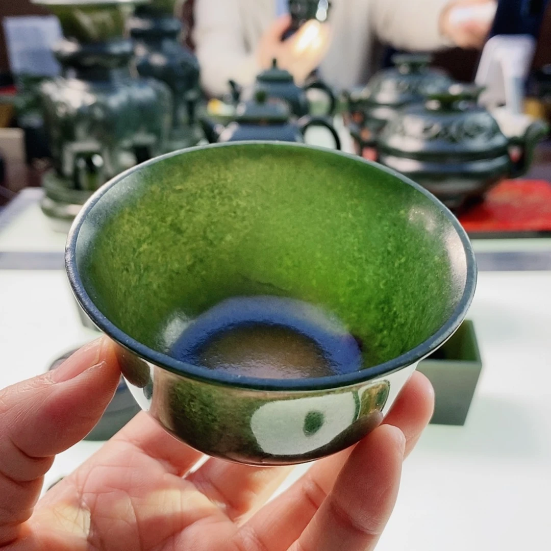 和田玉（青玉）摆件未镶嵌微瑕