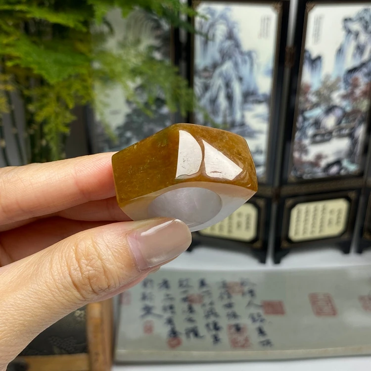 19-20号 俏色红黄翡水石料不规则戒圈指环 天然翡翠A货