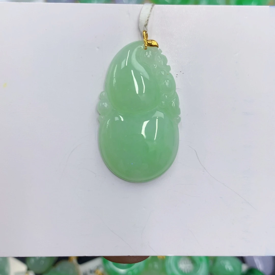 颈饰18K金镶嵌翡翠翡翠