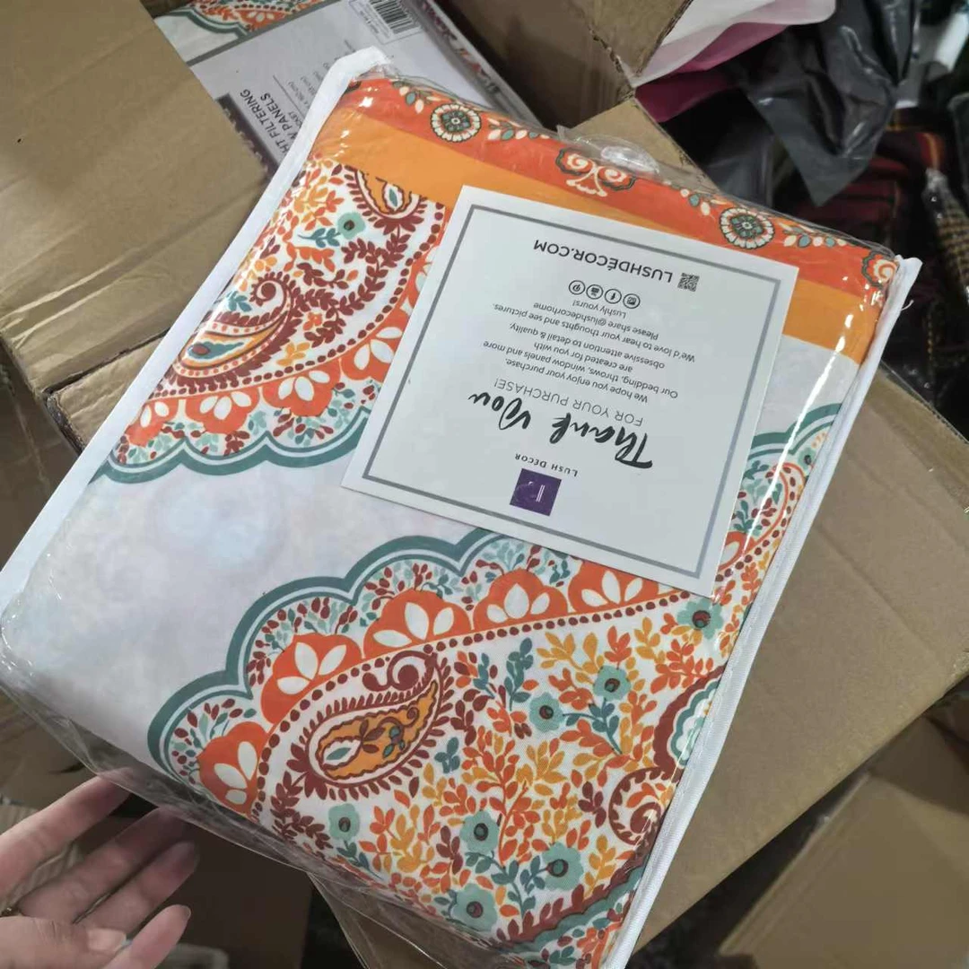 0493薄款波西米亚穿杆窗帘，单片132*213.发2片